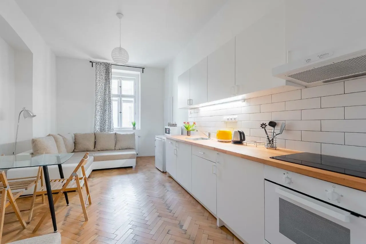 Lily'S Prague Apartment - 5 Minutes To Charles Bridge