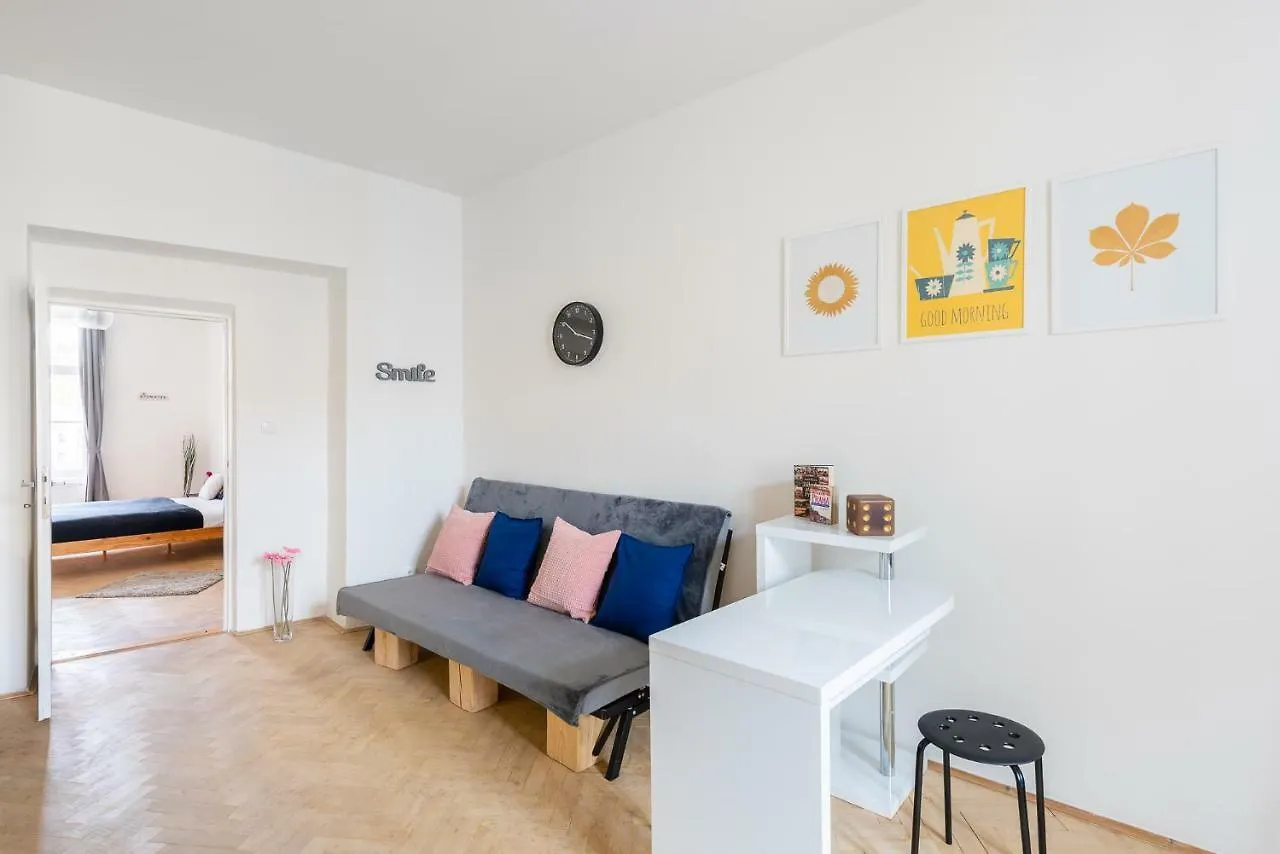 Lily'S Prague Apartment - 5 Minutes To Charles Bridge